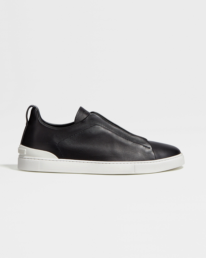 Triple — Black / White Sole