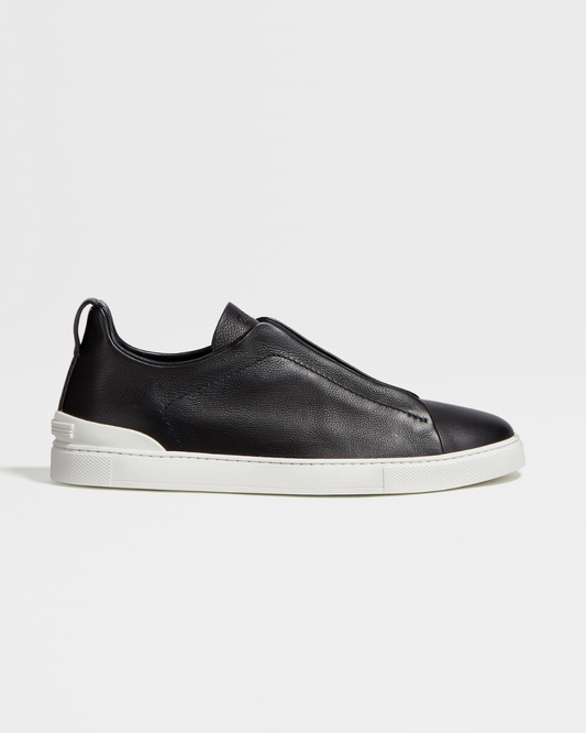Triple — Black / White Sole