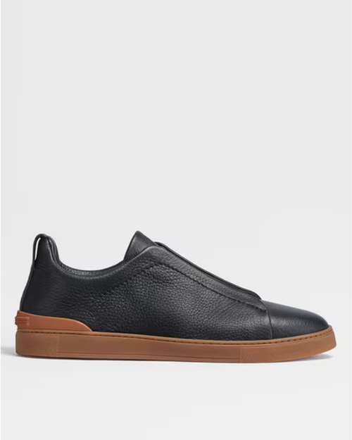 Triple — Black / Gum Sole