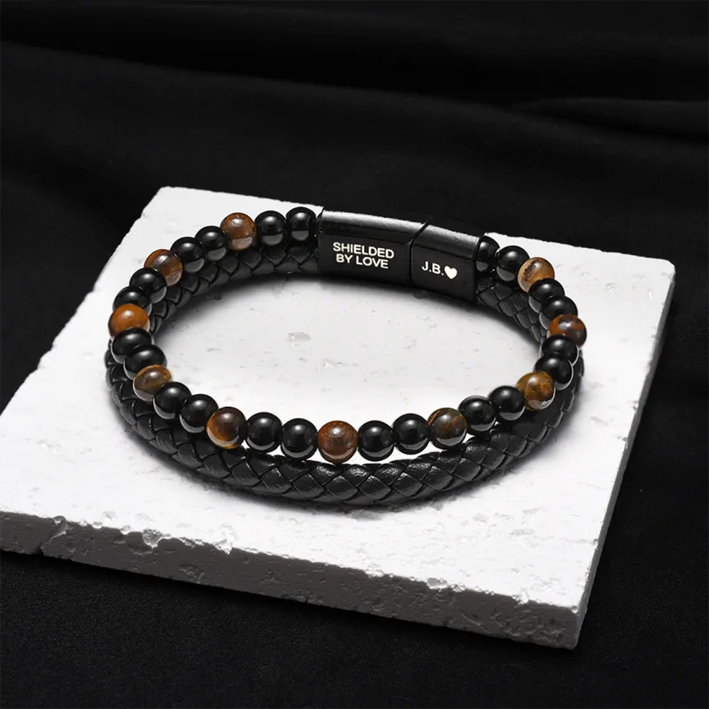 Sønnens skjold – tigerøye-armbånd