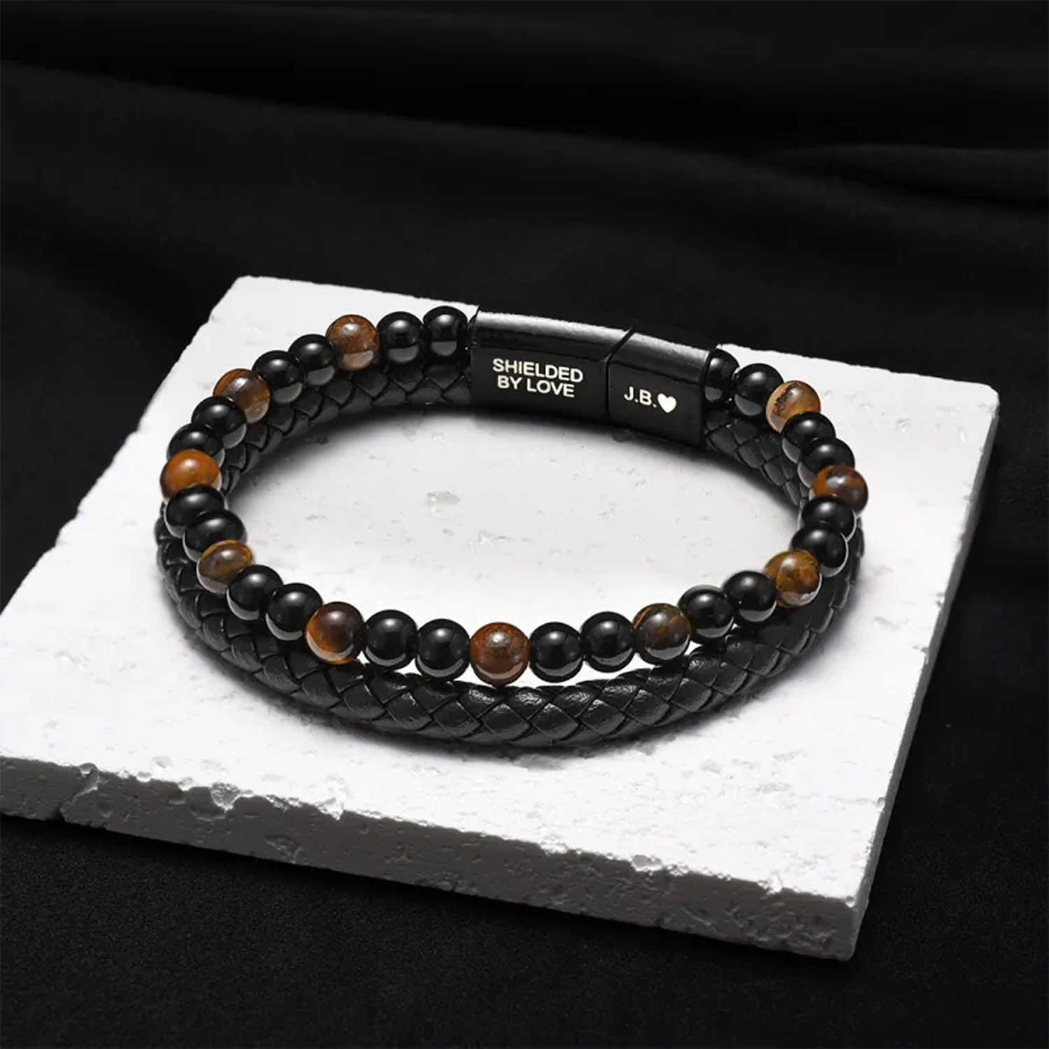 Sønnens skjold – tigerøye-armbånd