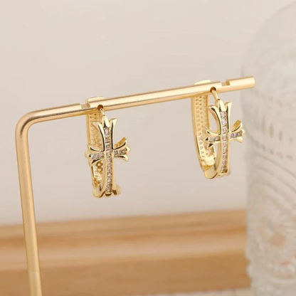 Aros con Colgante de Cruz