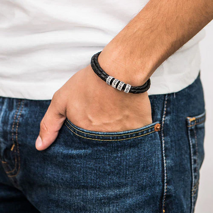 Geflochtenes Lederarmband mit Beads
