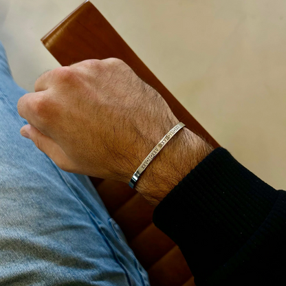 Brazalete de Plata Grabado