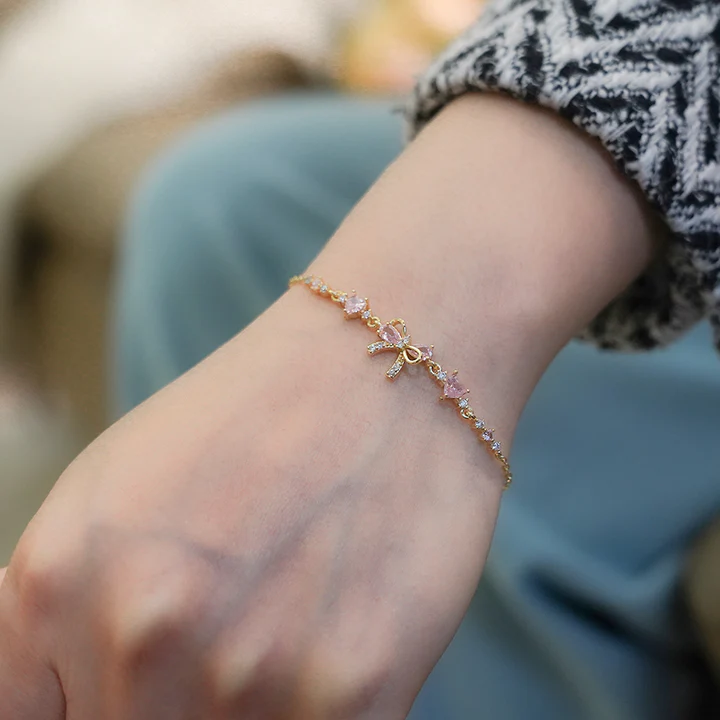 Pulsera con lazo